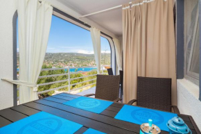 A4 - Modern apt w terrace 3 min walk to beach